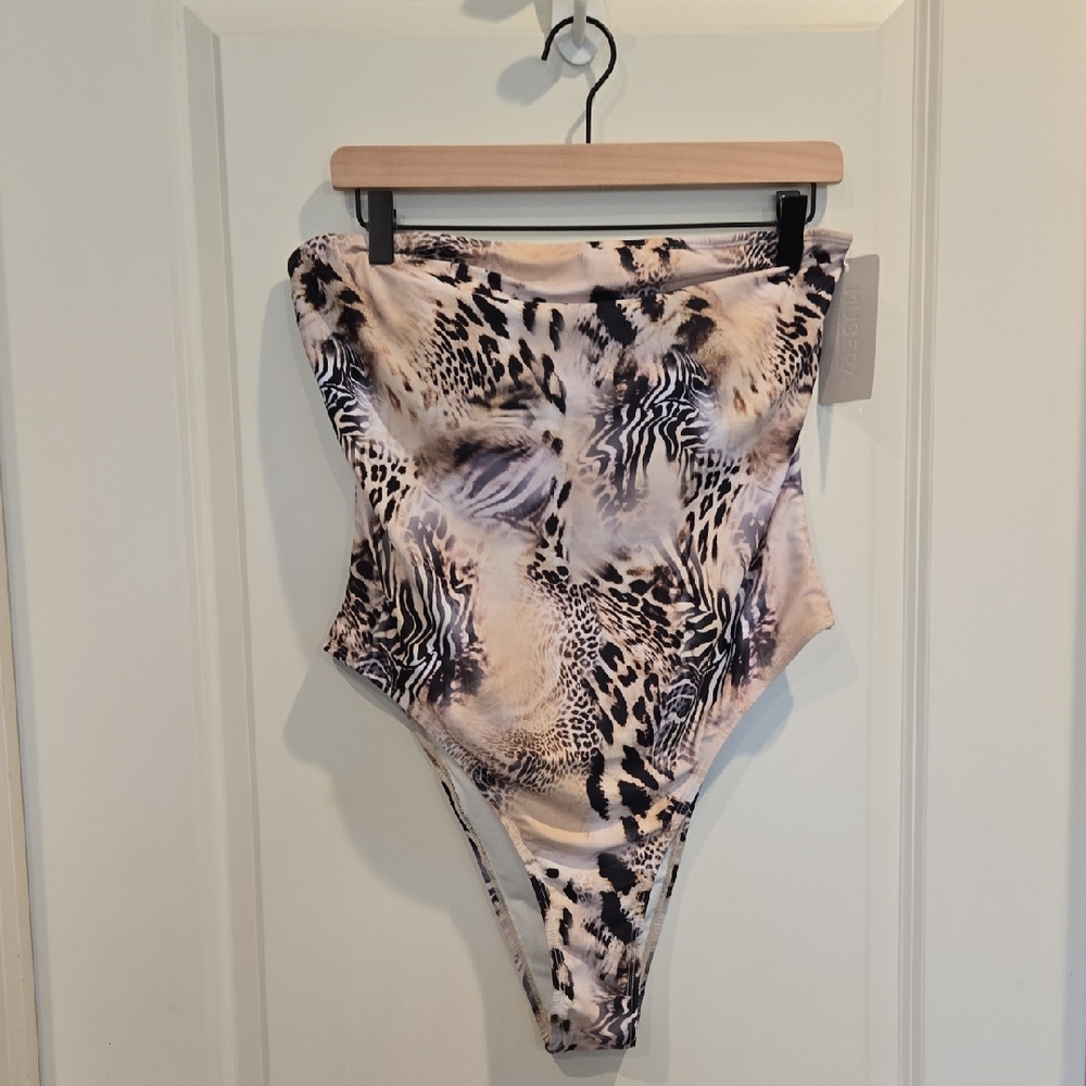 NWT Musera Strapless Animal Print One-Piece Swimsuit